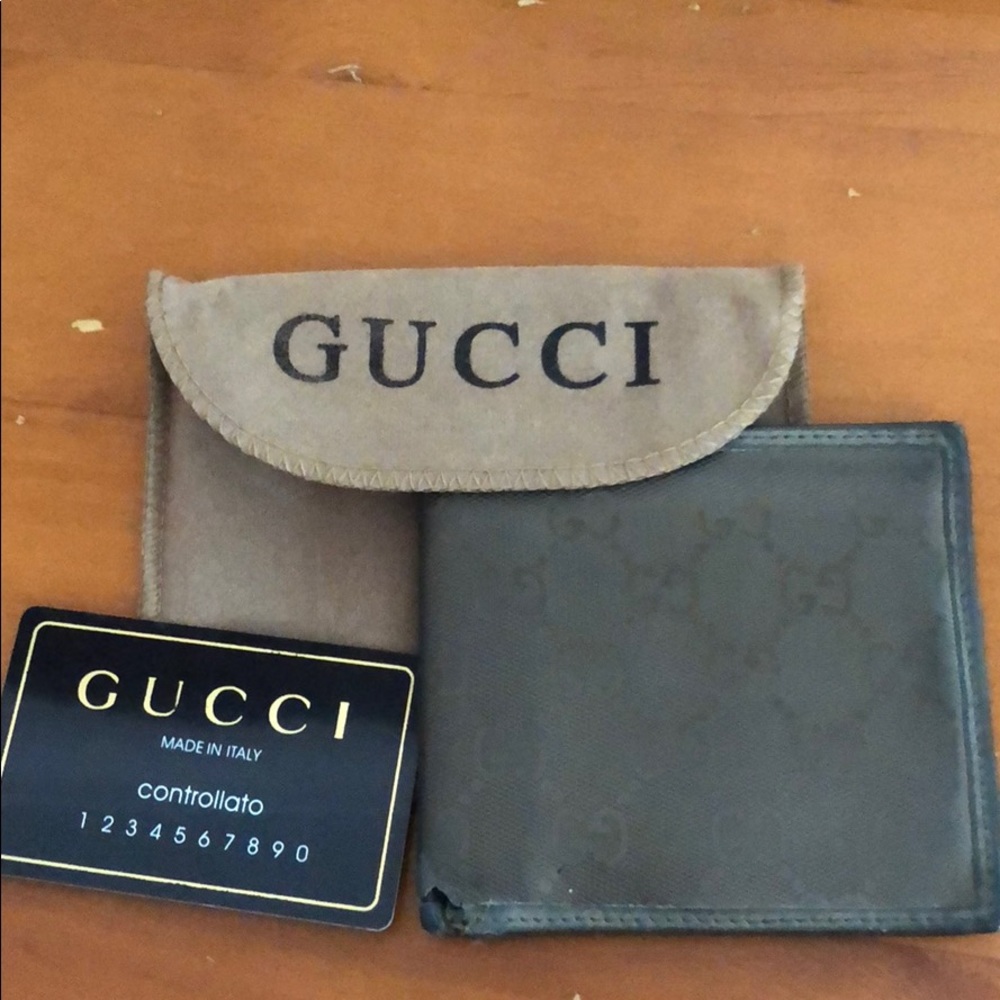 Used Gucci wallet